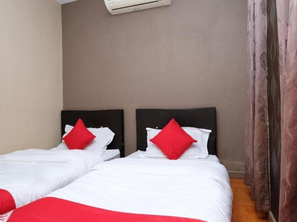 Oyo 44123 Hotel Al-Saif Kuala Kerai Екстериор снимка